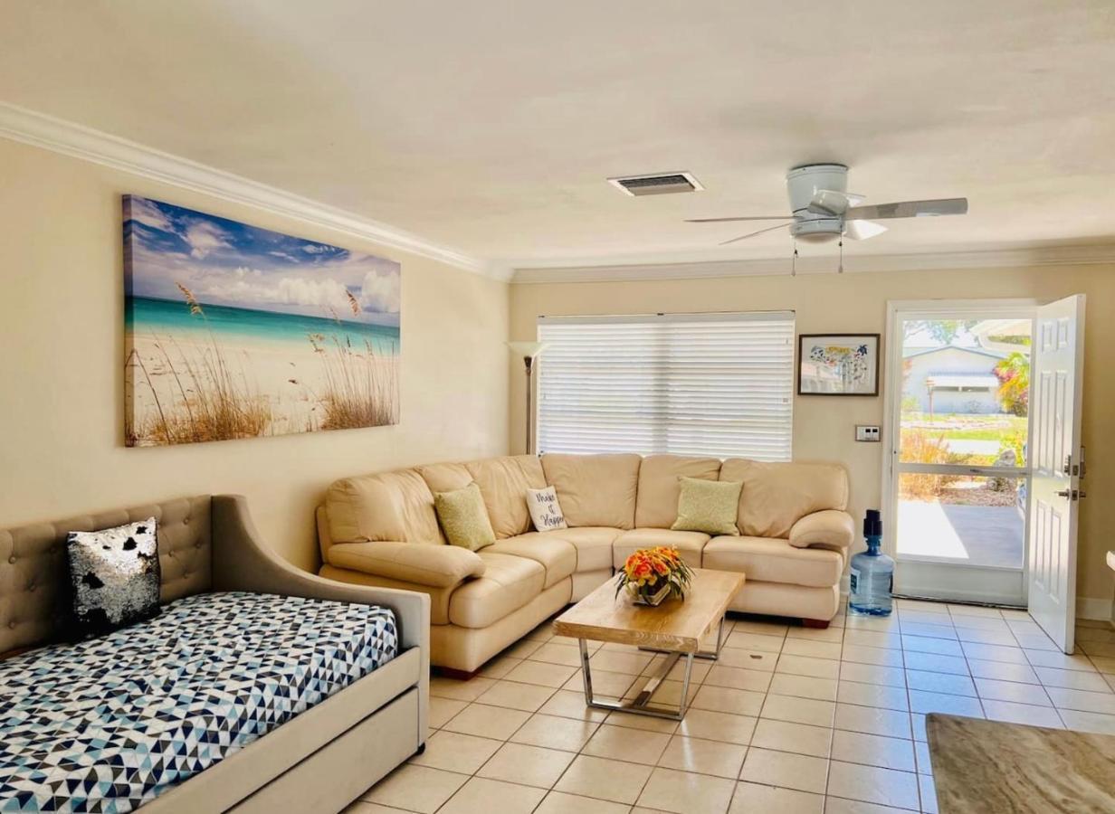 Cheerful Home With Two Bedrooms Cape Coral Exterior photo